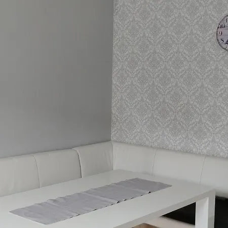 Nice Appartement Near Tradefair And City 8 Min. Köln Exterior foto