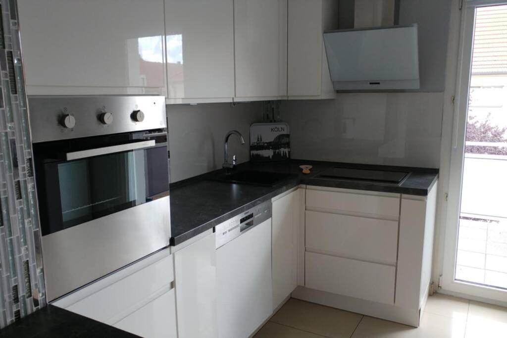 Near Tradefair And 8 Min. Apartament *